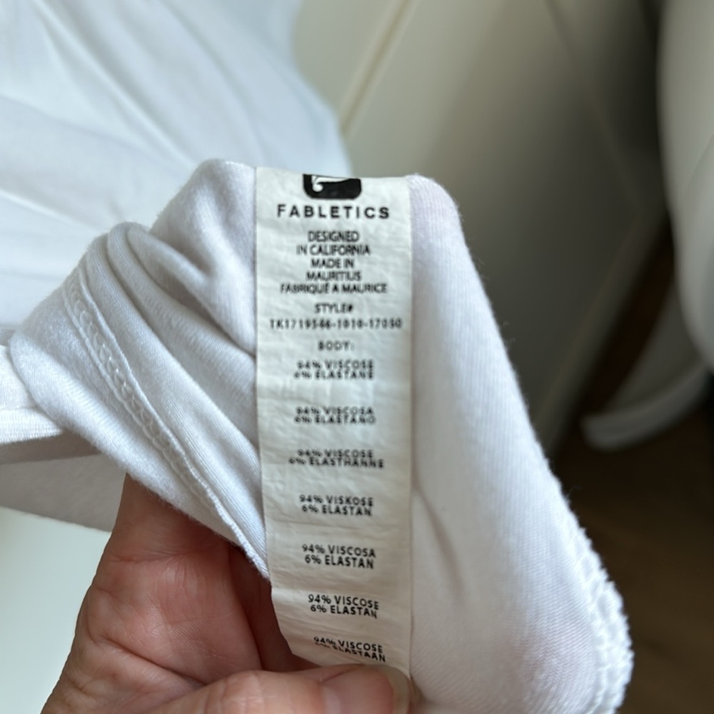 Fabletics tank - Picture 4 of 4